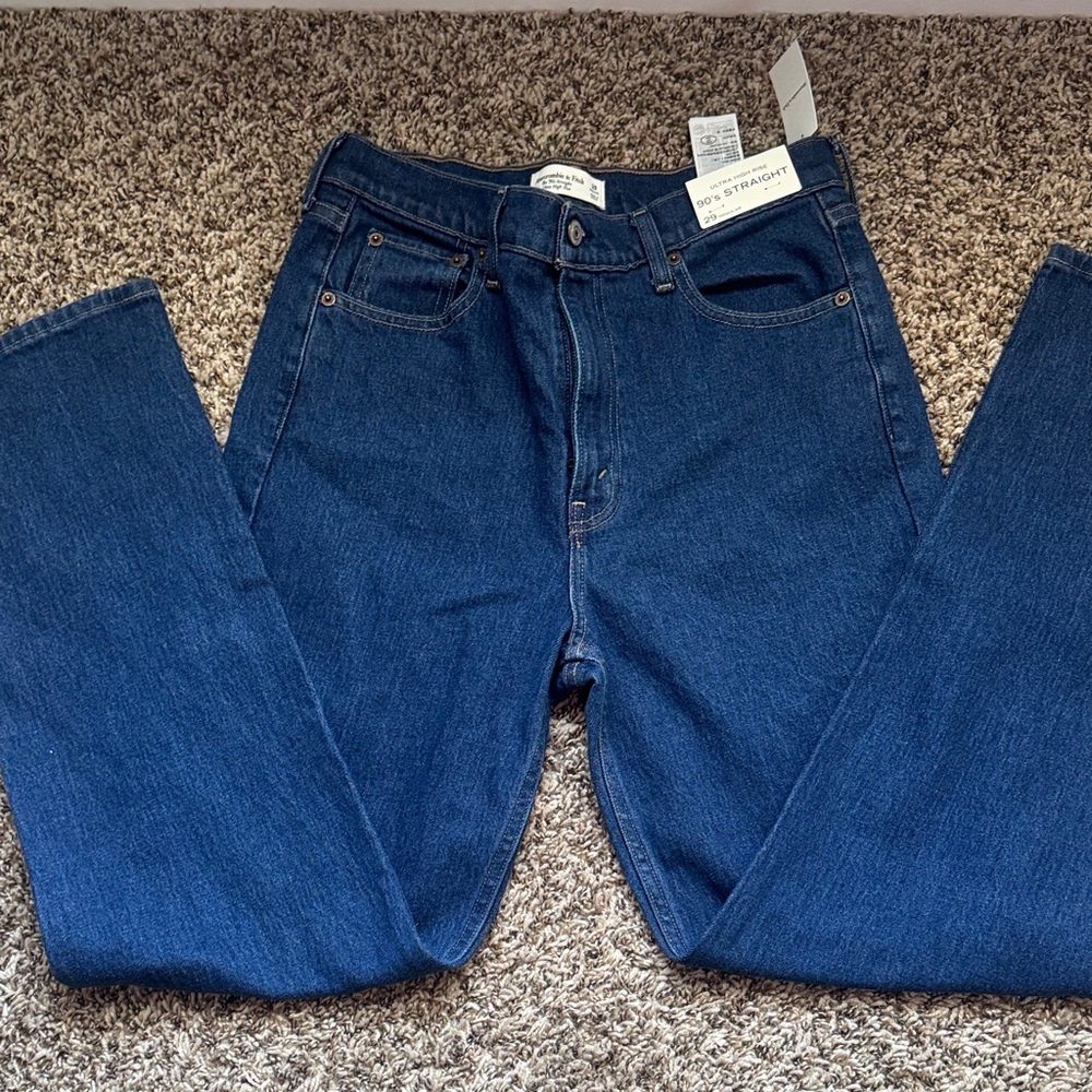 Women’s  Classic Blue Jeans